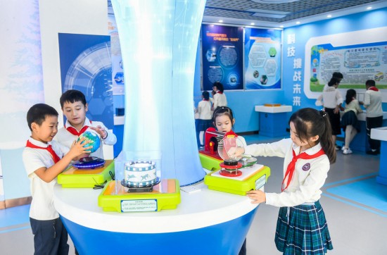 重慶高新區(qū)科學(xué)課堂。